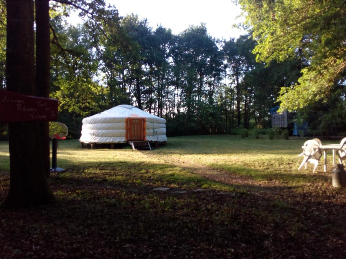 Bed and Breakfast Le Pre Karvain Couddes Экстерьер фото