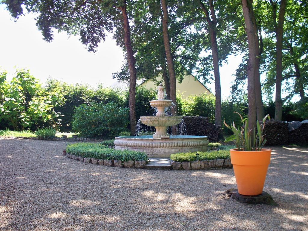 Bed and Breakfast Le Pre Karvain Couddes Экстерьер фото